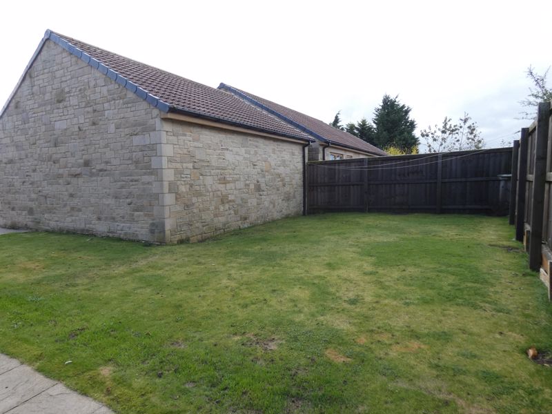 REAR GARDEN- click for photo gallery